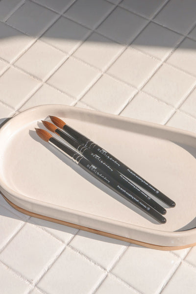 Regal by Anh Pro Acrylic Sculpting Brush #18